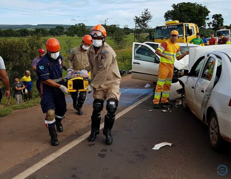 Em Estado Grave V Tima De Acidente Na Br Transferida Para Campo