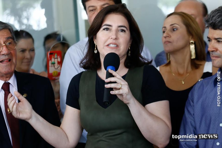 Simone Articula E Consegue Aprova O Em Tempo Recorde Da Posse De Armas