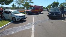 Idoso entra em avenida e causa acidente com motorista de aplicativo na Lúdio Martins Coelho (vídeo)