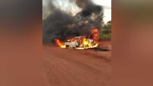 Carro usado em ataque a prefeito de Pedro Juan Caballero é encontrado incendiado
