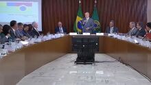 Em reunião ministerial, Lula chama Bolsonaro de 'covardão' por não concretizar golpe
