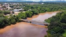Dia Mundial da Água: PMA e Sanesul realizam mutirão de limpeza do rio Aquidauana