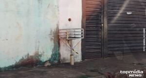 Ap&oacute;s um adolescente de 16 anos ser executado dentro de casa, moradores dizem viver com medo da viol&ecirc;ncia ligada ao tr&aacute;fico e ao uso de drogas no bairro