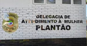 A v&iacute;tima foi encontrada caminhando sozinha e em estado de p&acirc;nico
