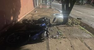 O condutor do carro teria furado o 'Pare'