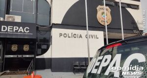 Suspeito teria ido &agrave; casa das v&iacute;timas para pedir uma cerveja e passou a amea&ccedil;&aacute;-las  
