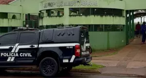 Suspeito tentou fugir da pol&iacute;cia, mas foi alcan&ccedil;ado na Avenida Frei Galv&atilde;o