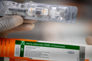 Do PSL, Ovando diz que não será cobaia da vacina; já Fabio e Vander alertam para proteção da vida