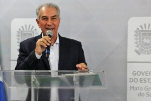 Reinaldo Azambuja anuncia promoção de 3,7 mil servidores civis e militares