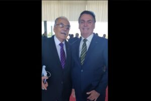 Partido de Bolsonaro, Aliança coleta assinaturas no Dia das Bruxas em Campo Grande