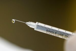Vacina da covid-19 é polêmica e 32% dos leitores diz que não toma nem com aprovação