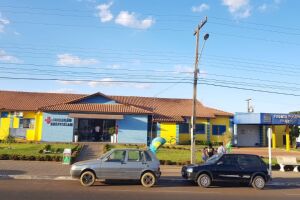 Bêbado é preso por danificar lixeira de hospital