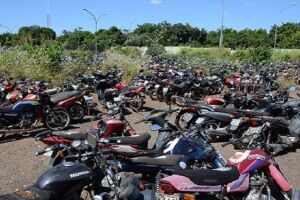 Mais de 400 motos estão disponíveis em leilão de sucata aproveitável do Detran-MS