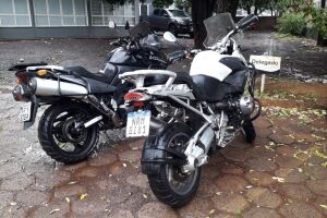 Motos de luxo furtadas de garagem são encontradas; suspeitos estão na mira da Defurv