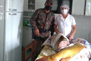 Ótima ação: PMA doa 47 kg de peixes apreendidos para lar de idosos em Coxim