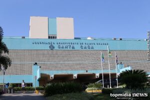 Pacientes temem Covid-19 em hospital, mas Santa Casa separa alas e esclarece dúvidas