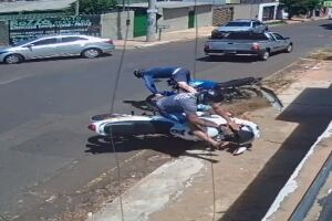 Vídeo: câmeras registram momento exato de batida que matou motociclista no Estrela do Sul