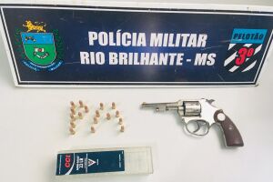 Ele teria colocado esposa na mira de arma de fogo