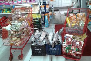 Três supermercados são flagrados com produtos vencidos em Campo Grande