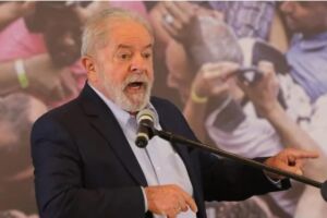 "Extraordinário para o Brasil", diz Lula sobre possível 2º turno com Ciro