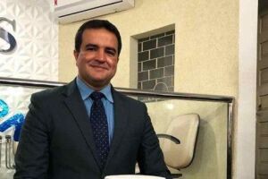 Pastor que defende Bolsonaro faz orações pela morte de Paulo Gustavo
