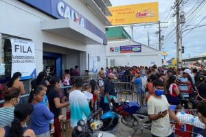 Funcion&aacute;rios da Caixa entram em greve nesta ter&ccedil;a-feira