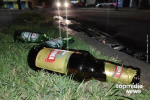 Fardo de cerveja foi encontrado no veículo