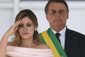 Marco Aurélio manda para PGR denúncia sobre cheques de Queiroz a Michelle