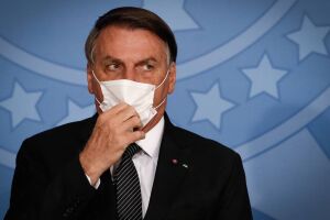 Bolsonaro insiste em imunidade de rebanho, sugere infectologista de MS