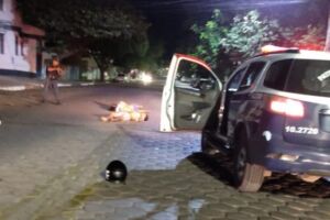 Passageiro de moto que fugia da Polícia Militar morre em Corumbá