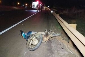 Motociclista tinha 33 anos e morreu antes da chegada do socorro