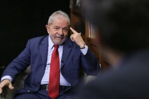 Denúncia do MP contra Lula em caso de sítio é rejeitada por juíza