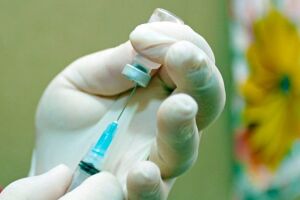 Vacinas contra a covid-19 chegam em MS