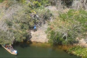 Após se perderem no rio Paraguai, três pessoas são encontradas pelos Bombeiros