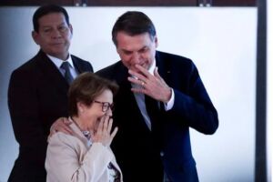Liberação de agrotóxicos teve alta no governo Bolsonaro
