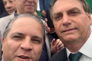 David repudia xingamento de secretário