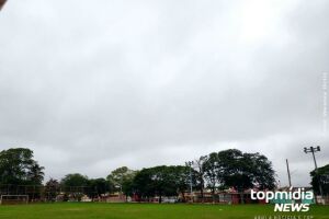 Na Capital, a tendência é de tempo fechado e chuva fraca.