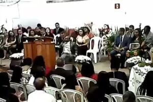 Pastor canta 'não deixe um soldado ferido morrer', tem AVC e morre no Espírito Santo (vídeo)