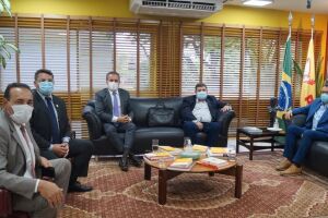 Ayache discute eleições com o PSB nacional