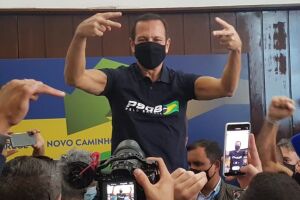 Dória vence e precisa vencer alta rejeição