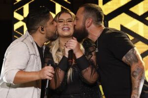 Cantores cancelam shows e lamentam morte da amiga