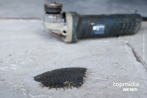 Pedaços da ferramenta voaram pelo imóvel