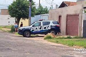 Homem foi encontrado caído dentro de casa