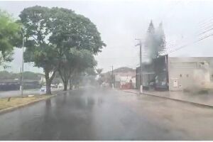 Ponta Porã foi atingido por chuva forte