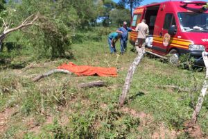 Bombeiros chegaram a ser acionados, mas criança já estava sem sinais vitais