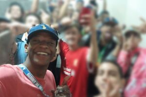 'Um ato irresponsável tirou a vida de um jovem', diz tio de Victor Hugo