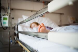 Rotina é de mortes em hospital infantil, diz médica