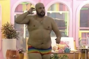 Neto de Silvio Santos, quer fazer bariátrica