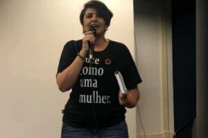 Cris Duarte vai continuar militando após sair do PSOL