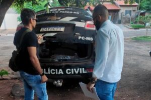 Foragido por estupro é preso após furtar carro em Ribas do Rio Pardo